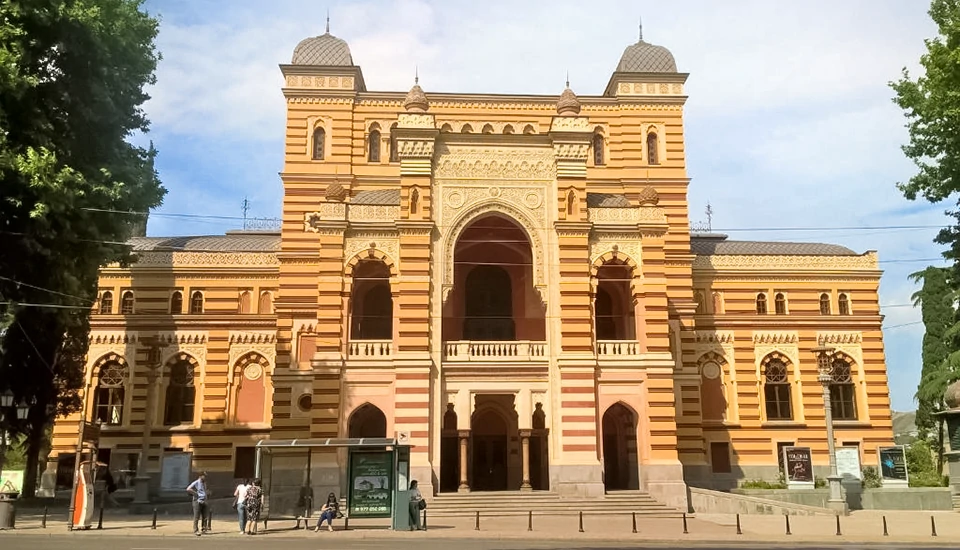 هتل اورنامنت بوتیک تفلیس